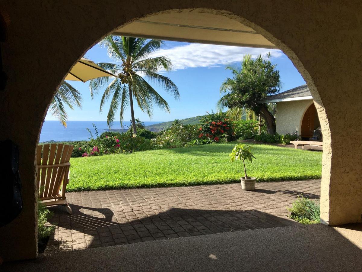 Kona Bayview Inn Captain Cook Exterior photo