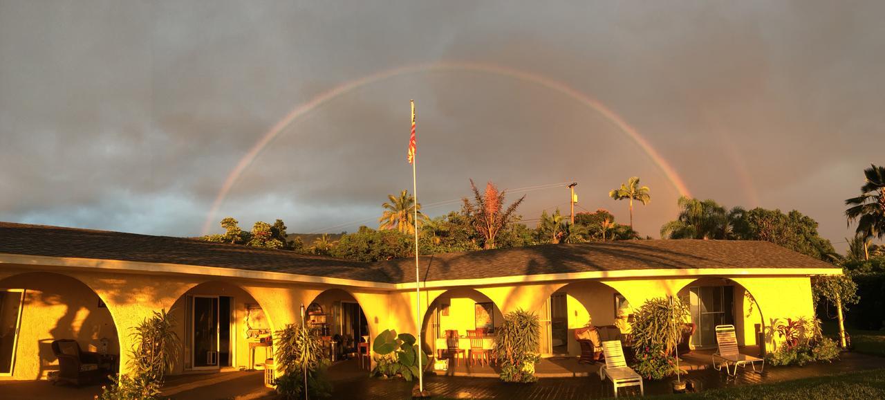 Kona Bayview Inn Captain Cook Exterior photo